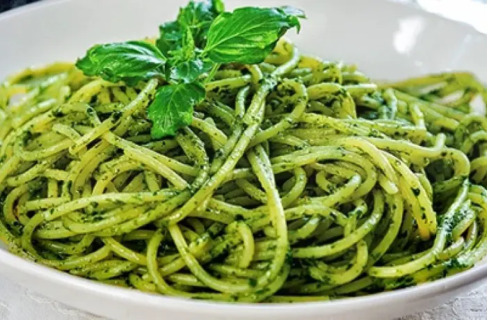 Receta de tallarines verdes - Comidas Peruanas Receta de tallarines verdes - Comidas Peruanas
