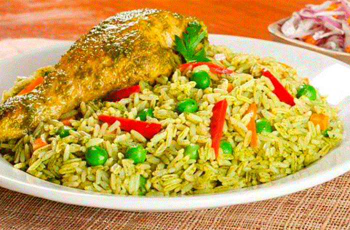 Receta de arroz con pollo - Comidas Típicas Peruanas