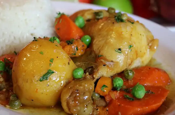 Receta de estofado de pollo - Comidas Peruanas Receta de estofado de pollo - Comidas Peruanas